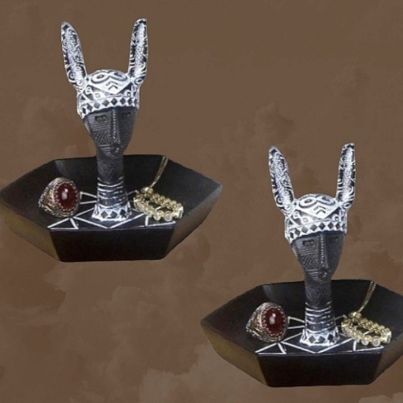 African Tribal Art Figurine - Picture 4 of 8